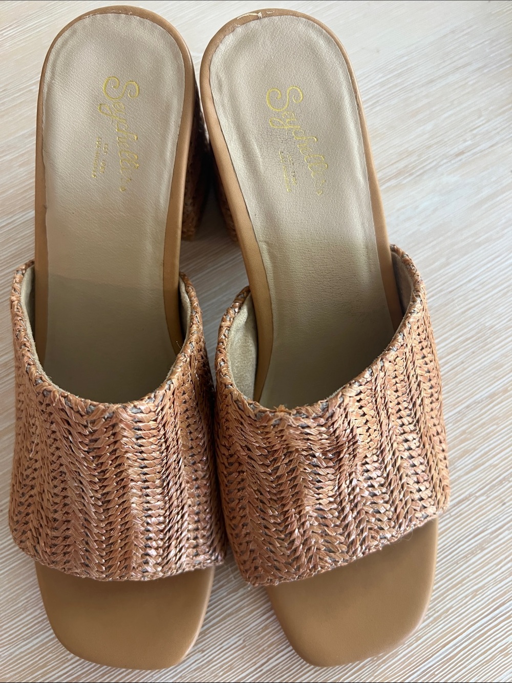 Seychelles block heel size 91/2